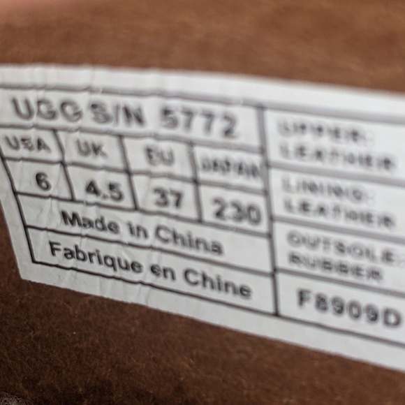 UGG Abbie Womens 6 Mule Clog Slip On 5772 Suede Leather Tan Chestnut Wood Studs - Picture 7 of 9